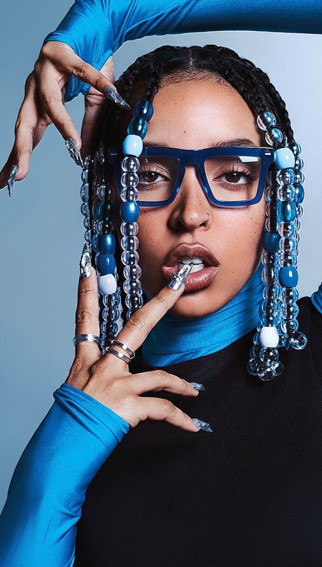  Feminine style eyeglasses