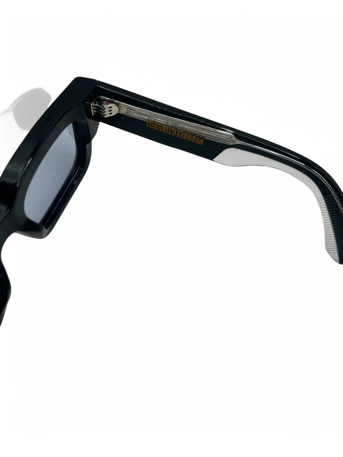 Square retro sunglasses